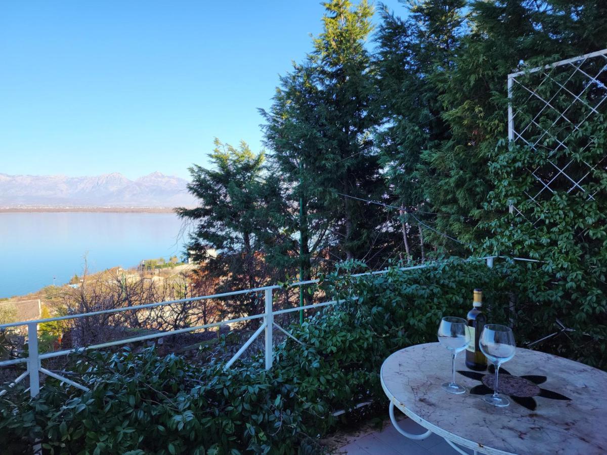 Shiroka Lake Home Екстериор снимка