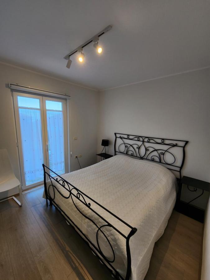 Shiroka Lake Home Екстериор снимка