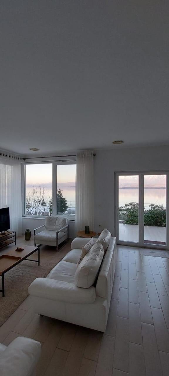Shiroka Lake Home Екстериор снимка