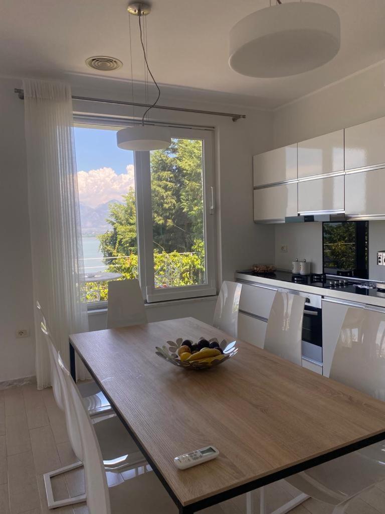 Shiroka Lake Home Екстериор снимка